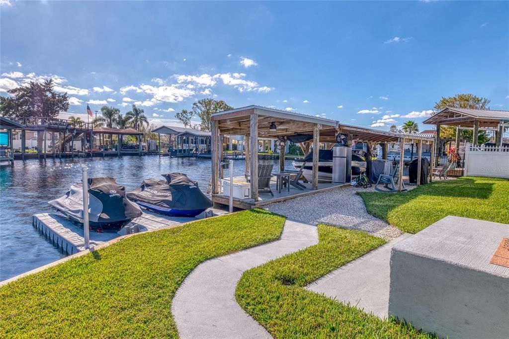 For Sale: $449,000 (2 beds, 2 baths, 1320 Square Feet)