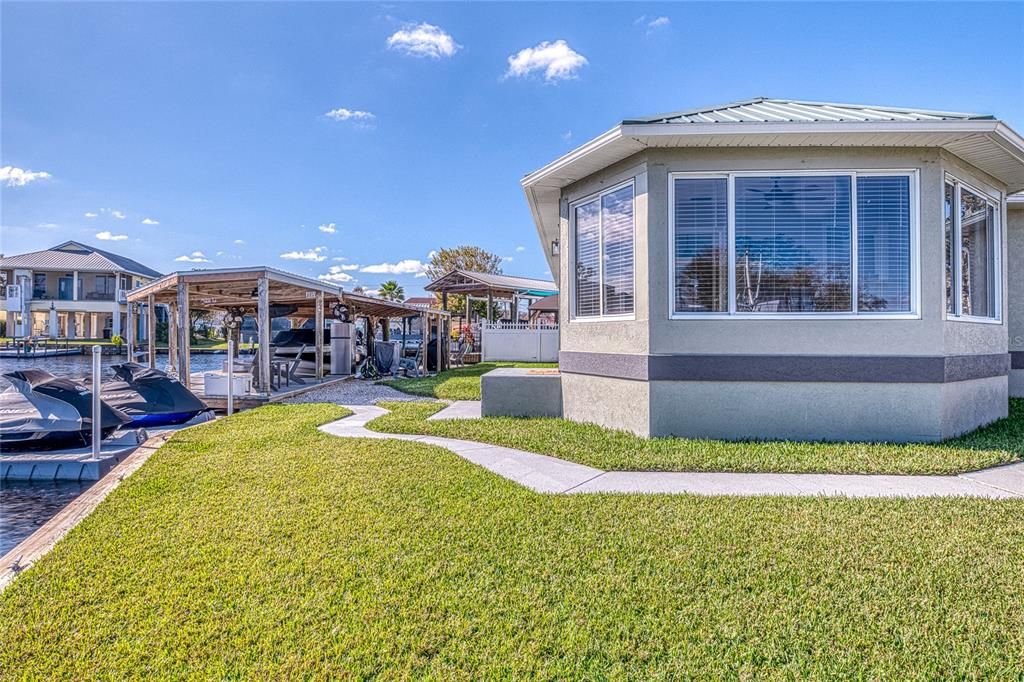 For Sale: $449,000 (2 beds, 2 baths, 1320 Square Feet)