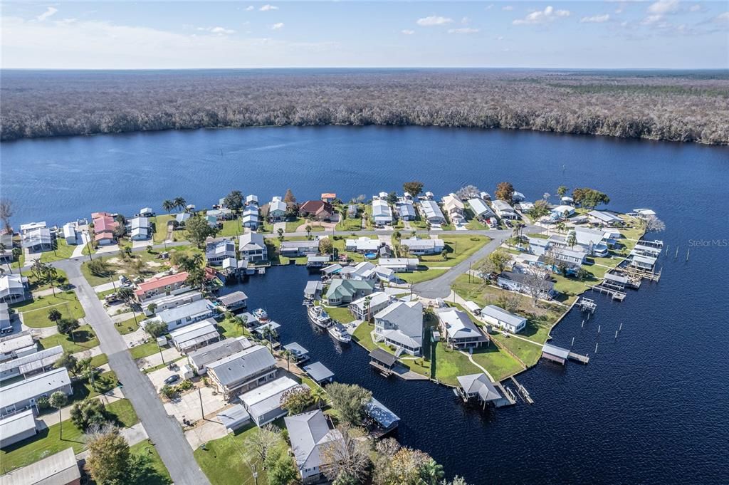 For Sale: $449,000 (2 beds, 2 baths, 1320 Square Feet)