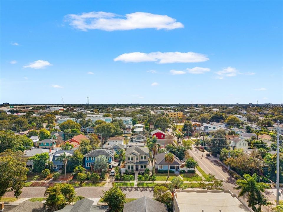 En Venta: $1,295,000 (3 camas, 3 baños, 2478 Pies cuadrados)