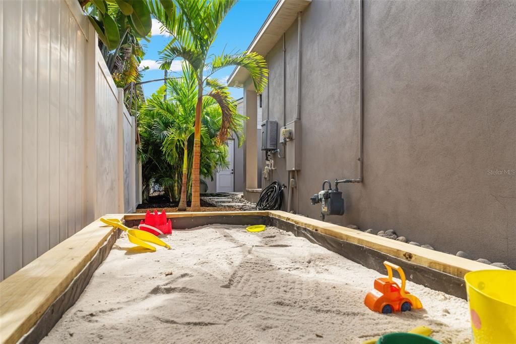 En Venta: $1,295,000 (3 camas, 3 baños, 2478 Pies cuadrados)