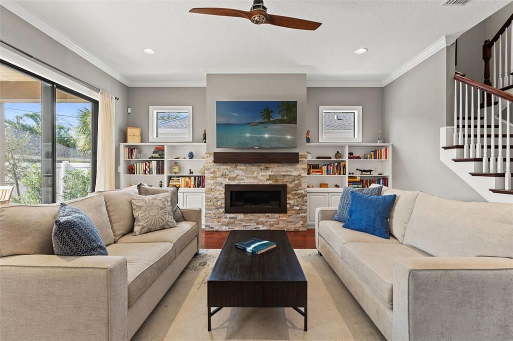 En Venta: $1,295,000 (3 camas, 3 baños, 2478 Pies cuadrados)