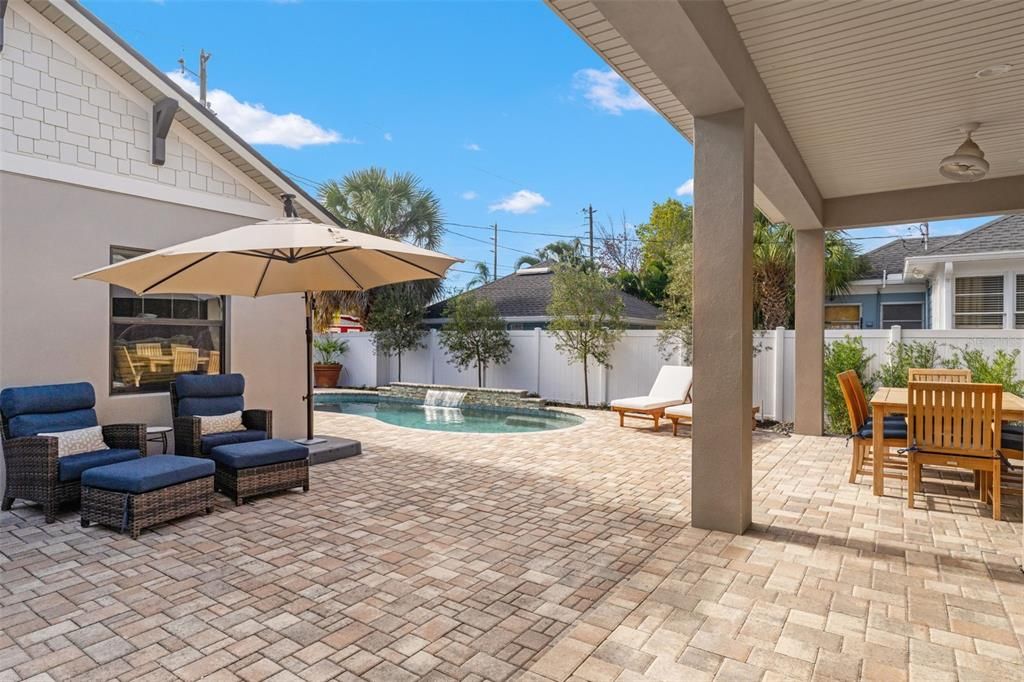 En Venta: $1,295,000 (3 camas, 3 baños, 2478 Pies cuadrados)