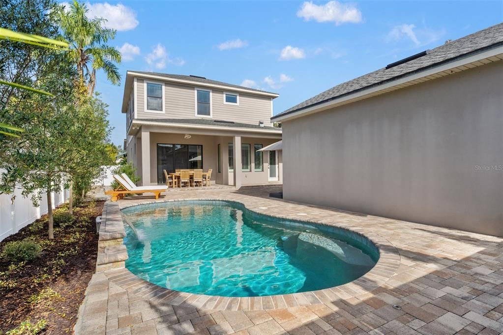 En Venta: $1,295,000 (3 camas, 3 baños, 2478 Pies cuadrados)