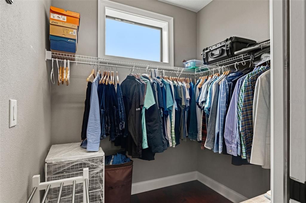 En Venta: $1,295,000 (3 camas, 3 baños, 2478 Pies cuadrados)