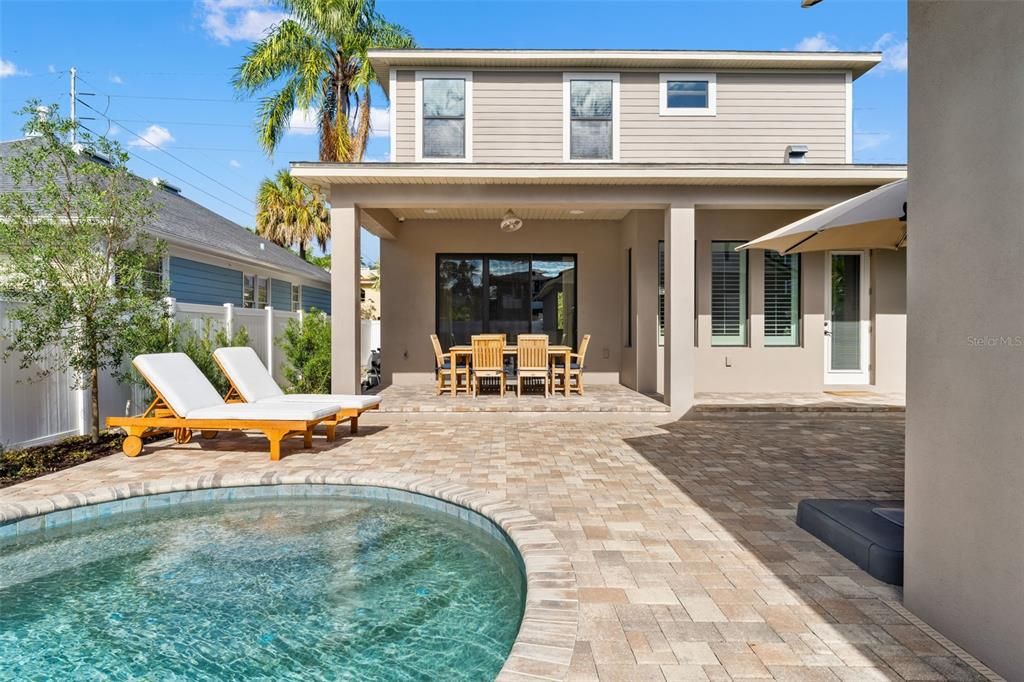 En Venta: $1,295,000 (3 camas, 3 baños, 2478 Pies cuadrados)