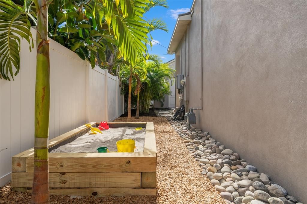 En Venta: $1,295,000 (3 camas, 3 baños, 2478 Pies cuadrados)