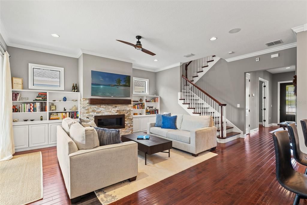 En Venta: $1,295,000 (3 camas, 3 baños, 2478 Pies cuadrados)