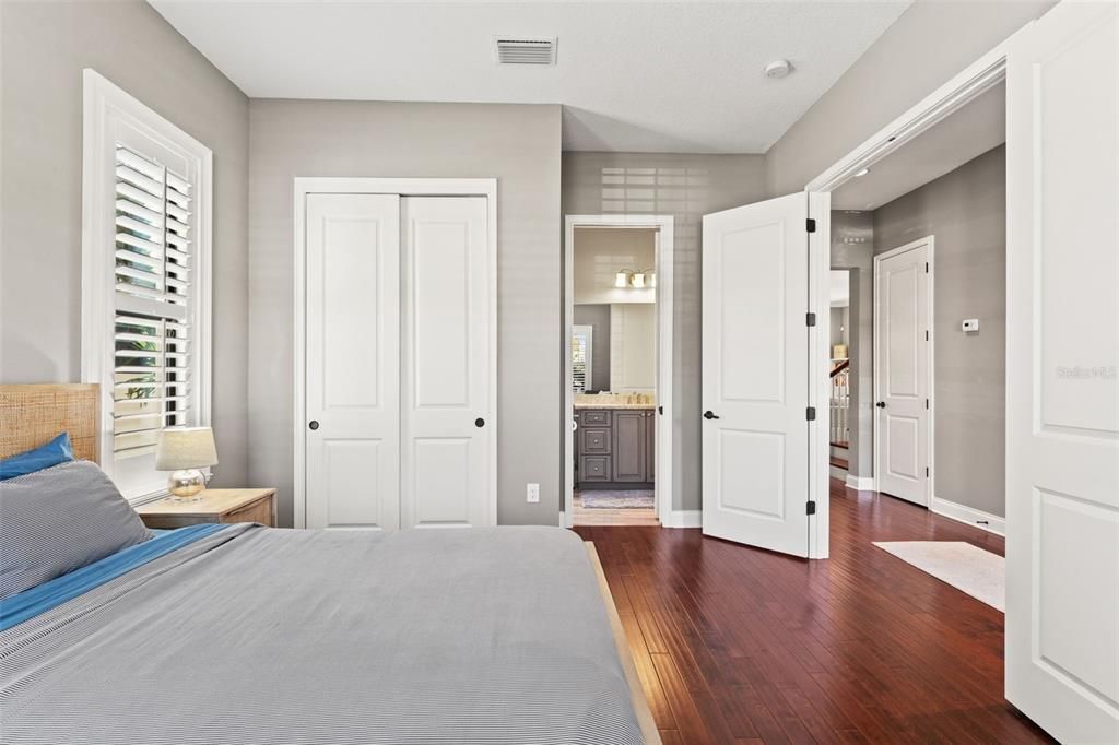 En Venta: $1,295,000 (3 camas, 3 baños, 2478 Pies cuadrados)