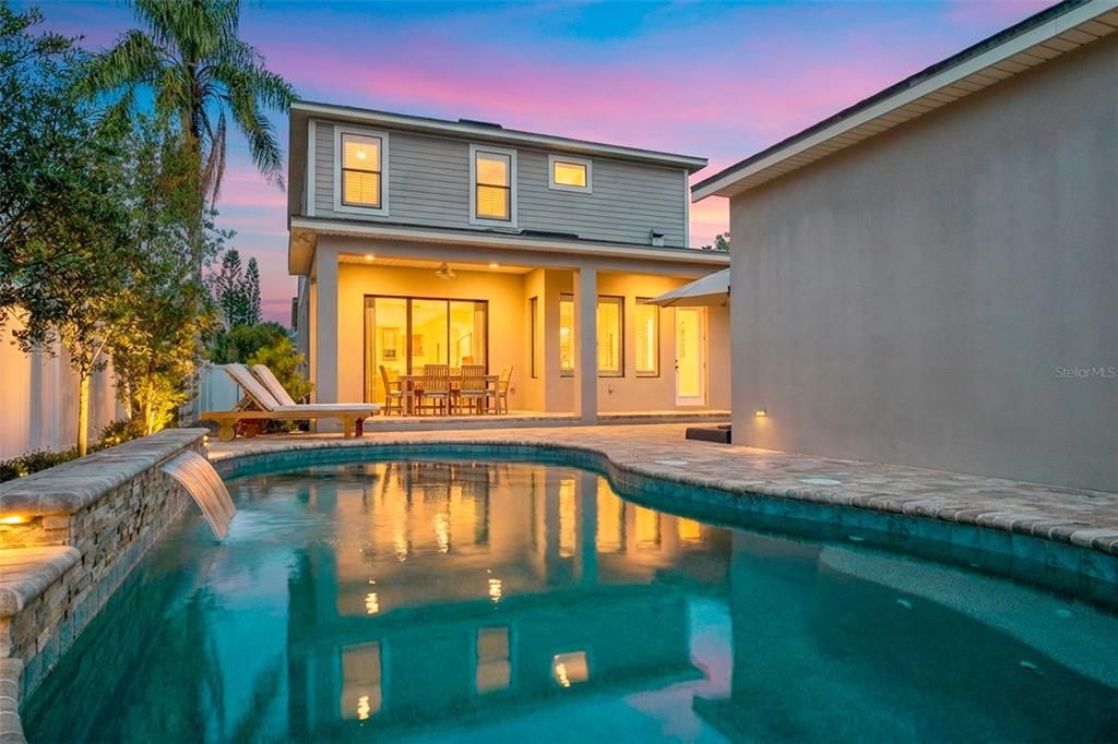 En Venta: $1,295,000 (3 camas, 3 baños, 2478 Pies cuadrados)