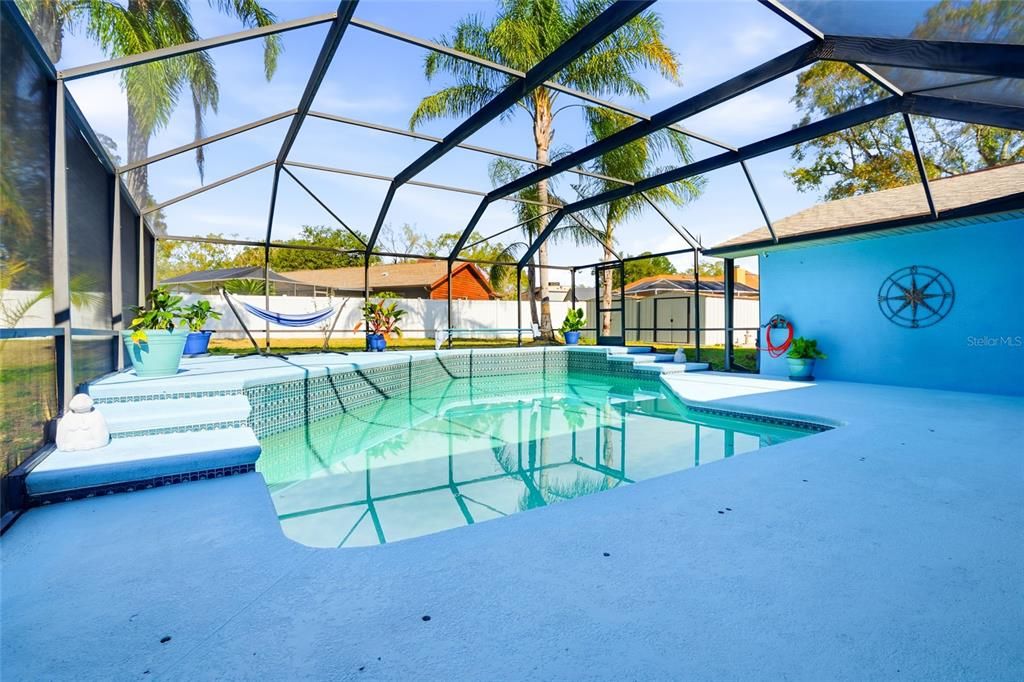 For Sale: $425,000 (4 beds, 2 baths, 1936 Square Feet)