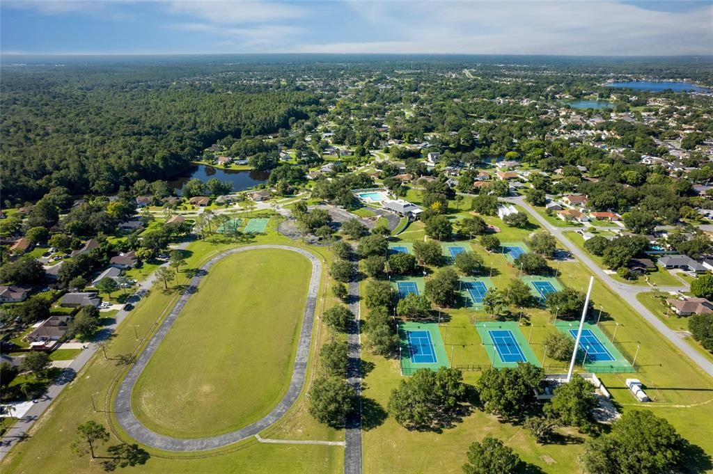 For Sale: $425,000 (4 beds, 2 baths, 1936 Square Feet)