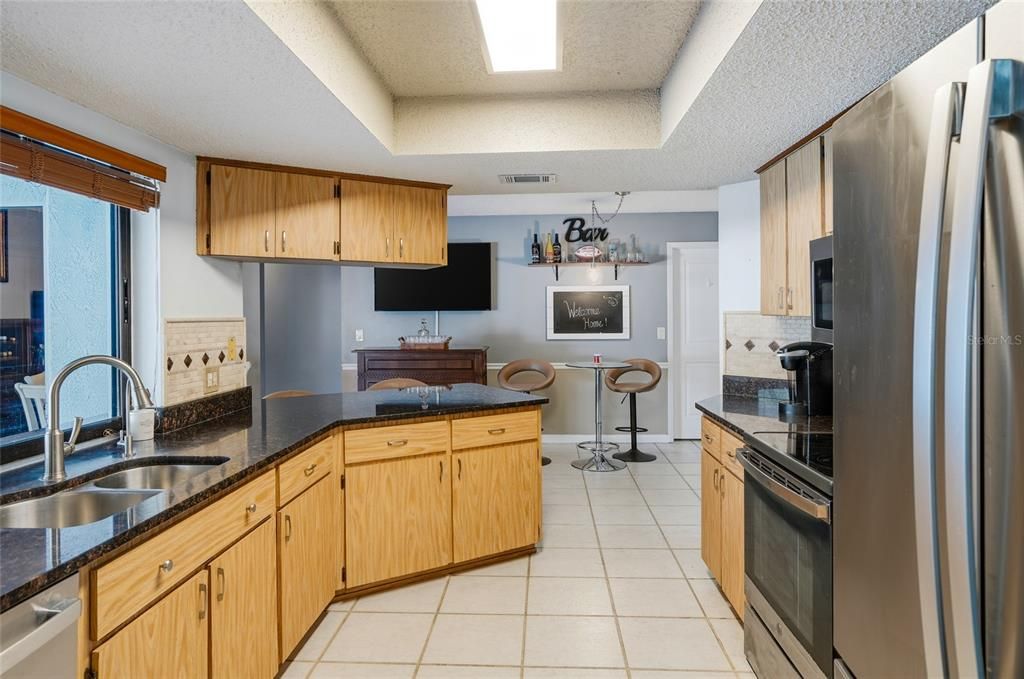 For Sale: $425,000 (4 beds, 2 baths, 1936 Square Feet)