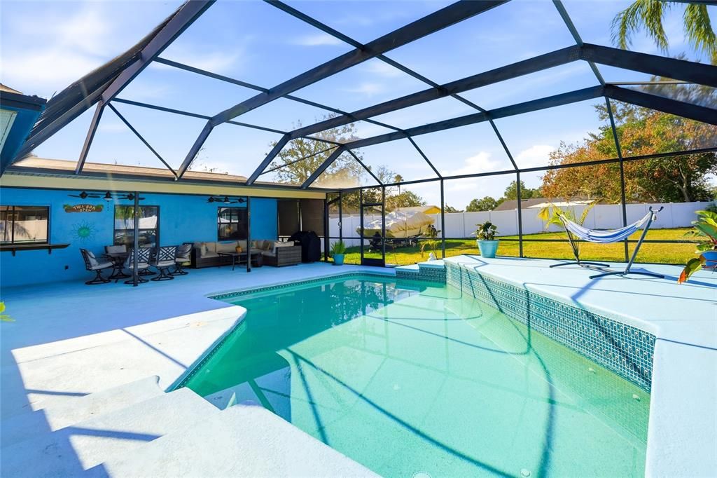 For Sale: $425,000 (4 beds, 2 baths, 1936 Square Feet)