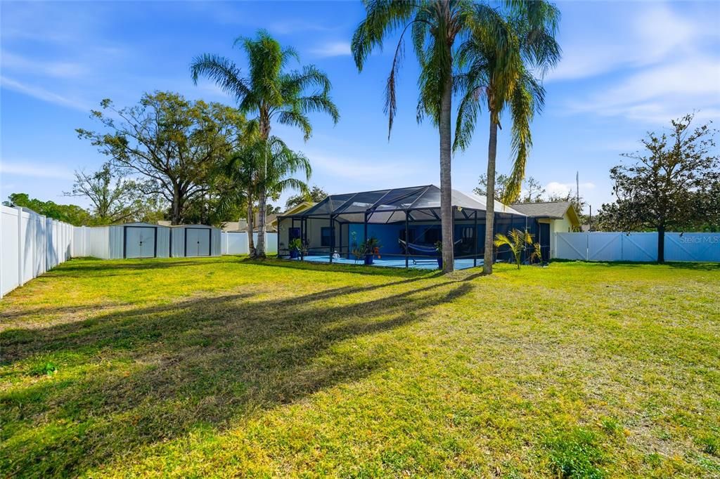 For Sale: $425,000 (4 beds, 2 baths, 1936 Square Feet)