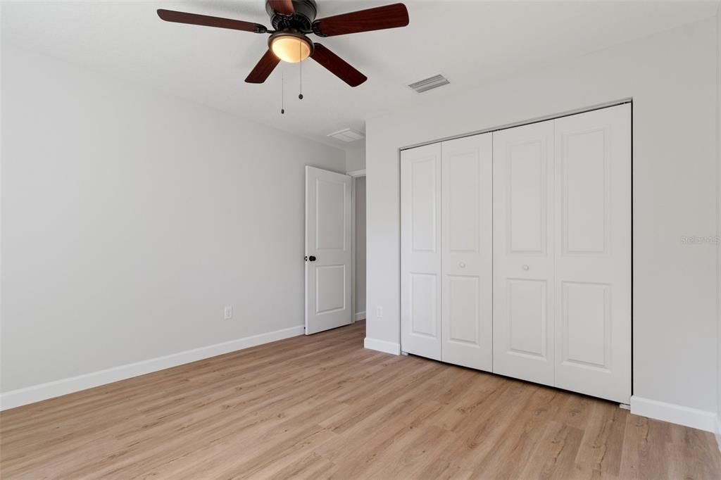 На продажу: $269,900 (3 спален, 2 ванн, 1462 Квадратных фут)