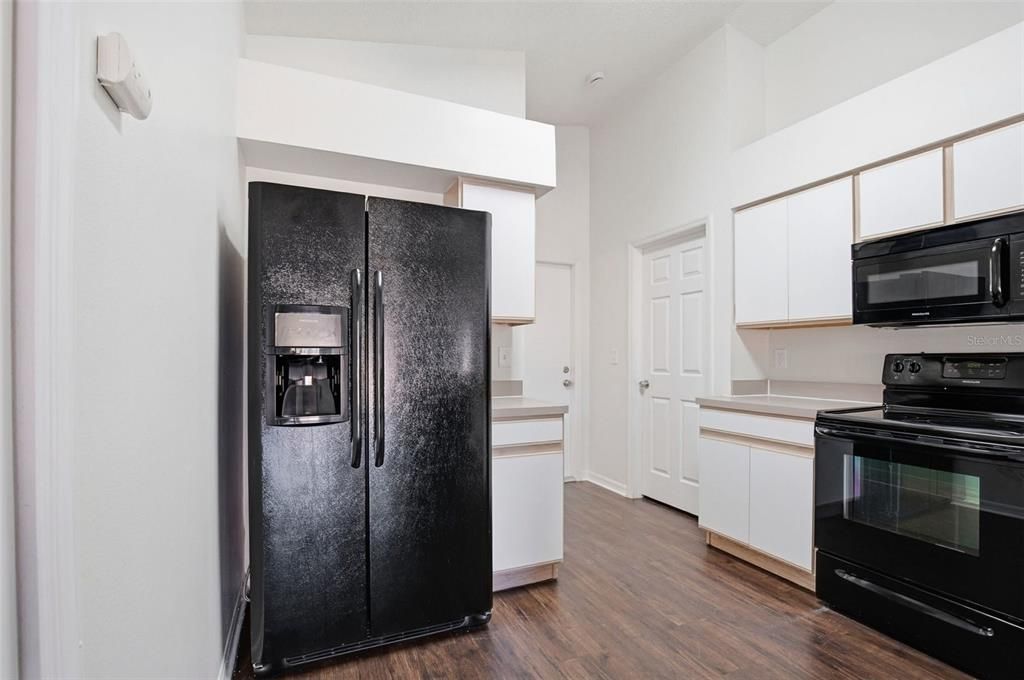 待售: $284,900 (3 贝兹, 2 浴室, 1294 平方英尺)