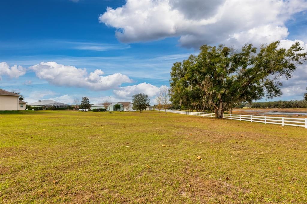 待售: $249,000 (0.62 acres)