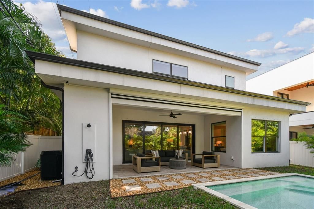 En Venta: $1,365,000 (4 camas, 3 baños, 2780 Pies cuadrados)