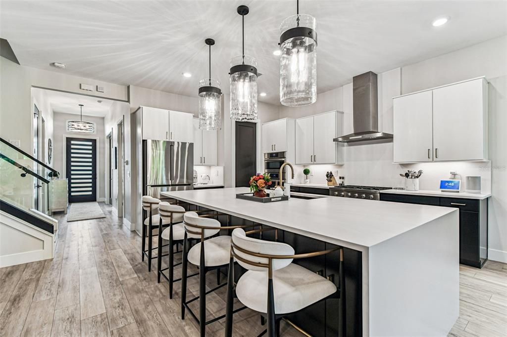 En Venta: $1,365,000 (4 camas, 3 baños, 2780 Pies cuadrados)