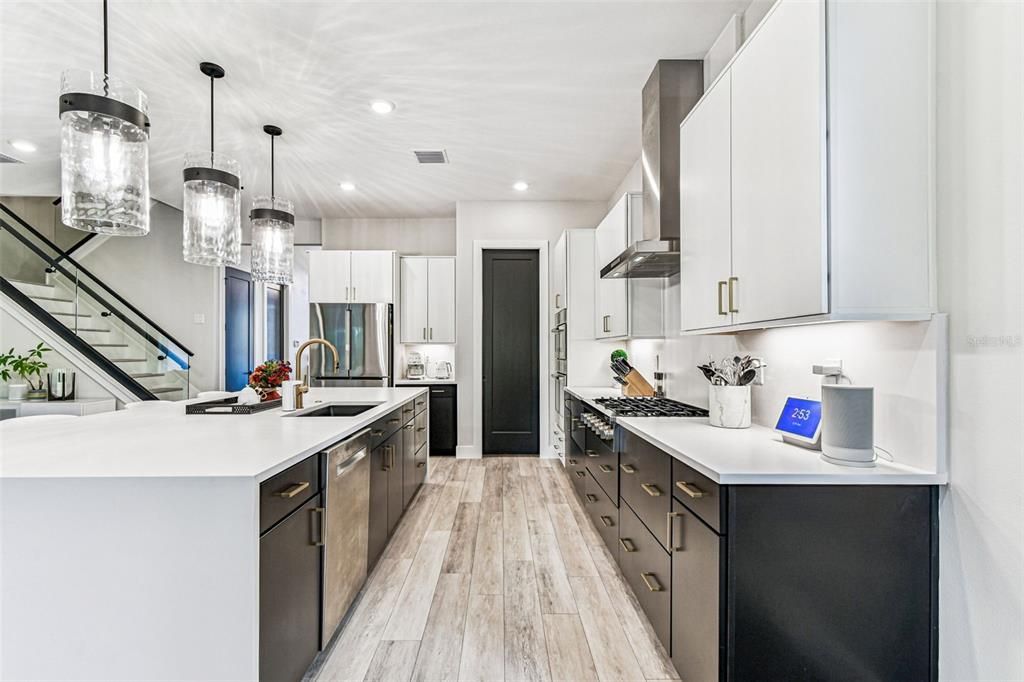 En Venta: $1,365,000 (4 camas, 3 baños, 2780 Pies cuadrados)