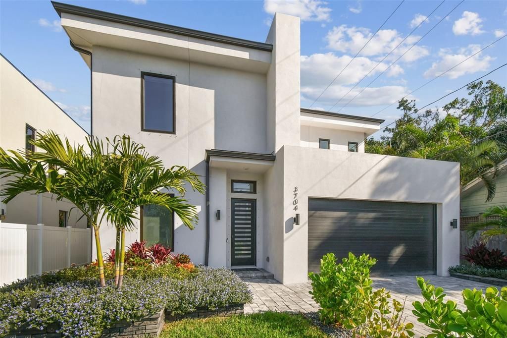 En Venta: $1,365,000 (4 camas, 3 baños, 2780 Pies cuadrados)