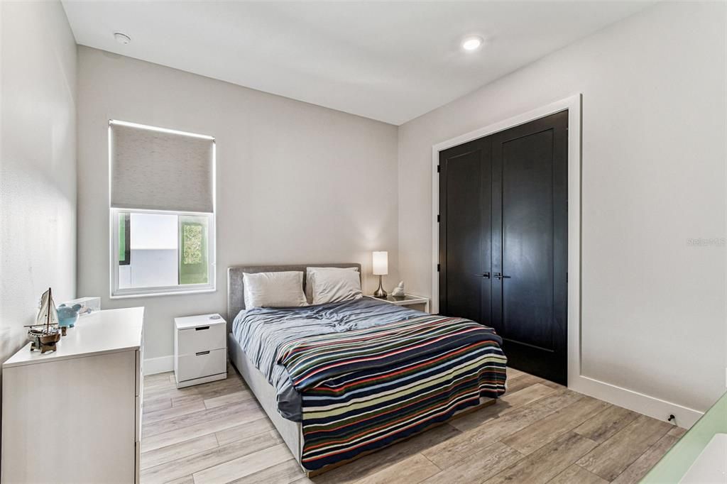 En Venta: $1,365,000 (4 camas, 3 baños, 2780 Pies cuadrados)