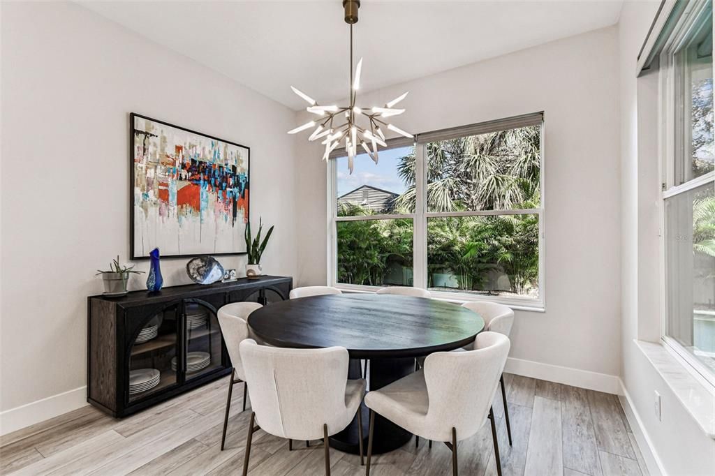 En Venta: $1,365,000 (4 camas, 3 baños, 2780 Pies cuadrados)