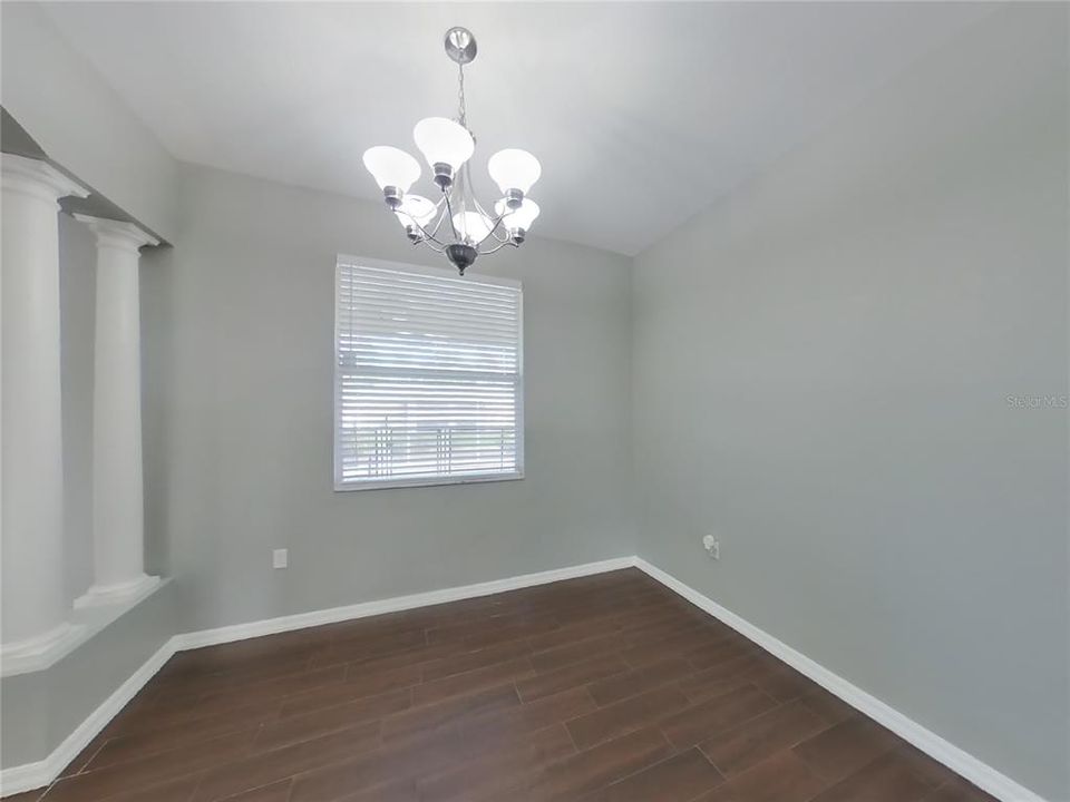 出租: $2,449 (3 贝兹, 2 浴室, 2159 平方英尺)