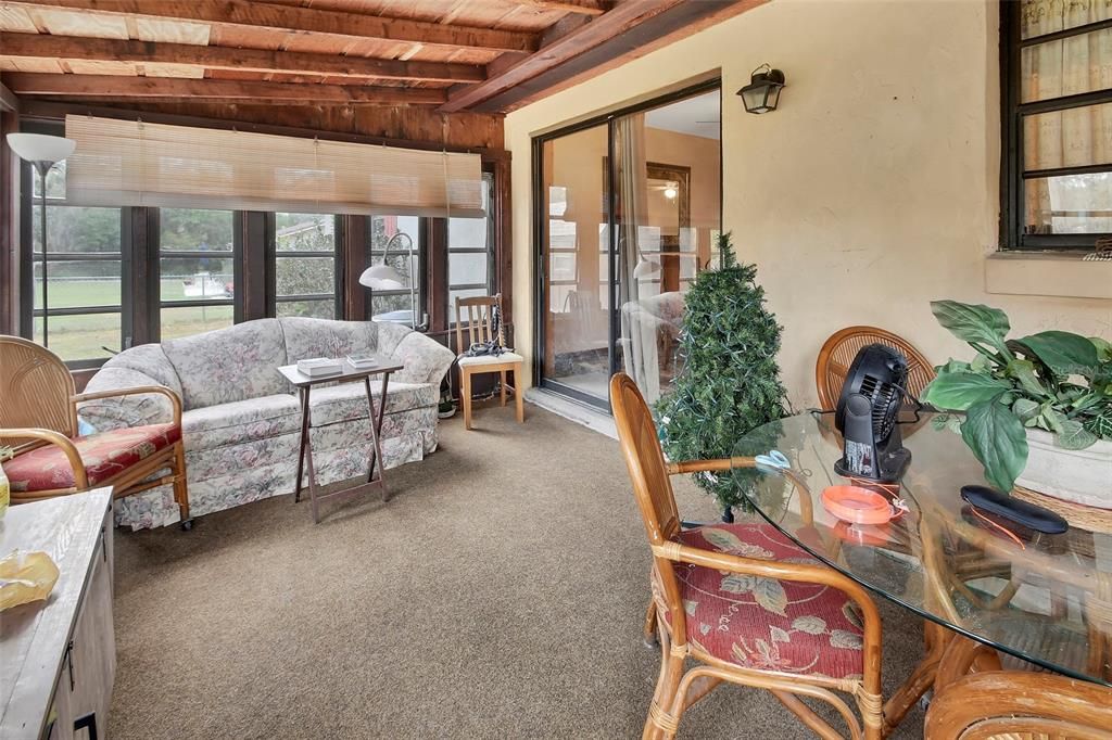 На продажу: $310,000 (3 спален, 2 ванн, 1271 Квадратных фут)