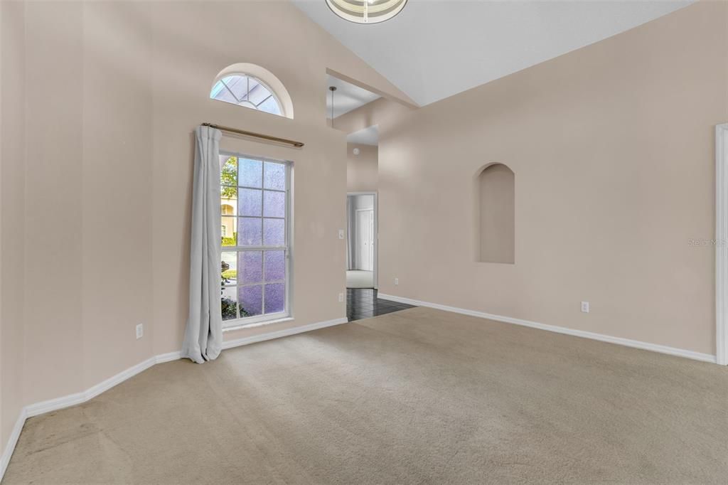 For Sale: $575,000 (4 beds, 2 baths, 1981 Square Feet)