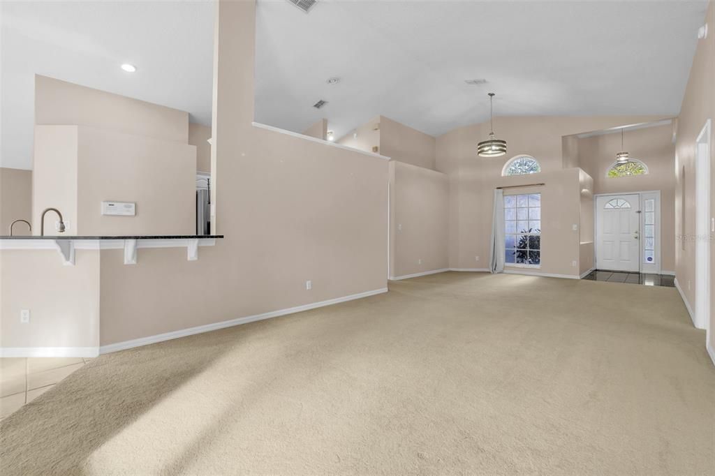 For Sale: $575,000 (4 beds, 2 baths, 1981 Square Feet)