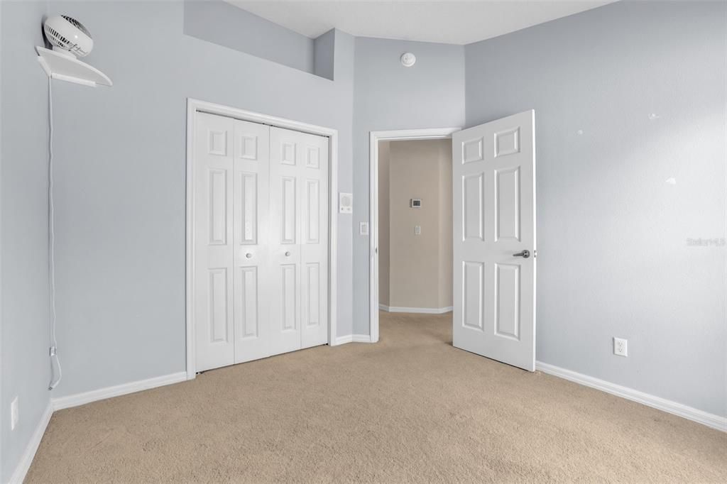 For Sale: $575,000 (4 beds, 2 baths, 1981 Square Feet)