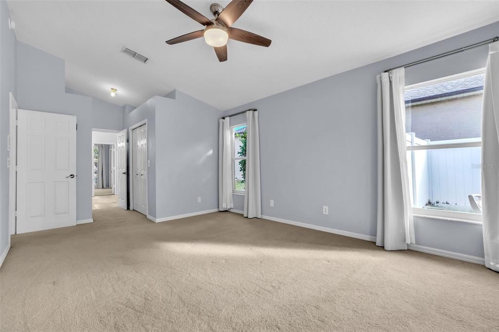 For Sale: $575,000 (4 beds, 2 baths, 1981 Square Feet)