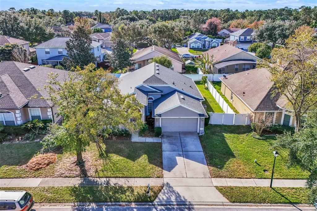 For Sale: $575,000 (4 beds, 2 baths, 1981 Square Feet)