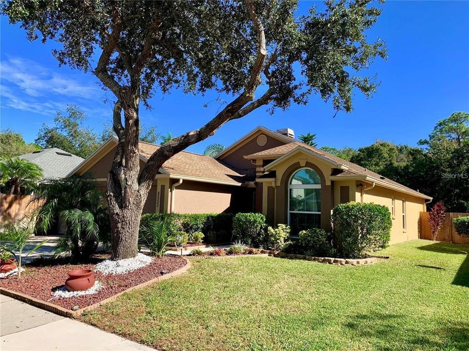 For Sale: $424,950 (3 beds, 2 baths, 1551 Square Feet)