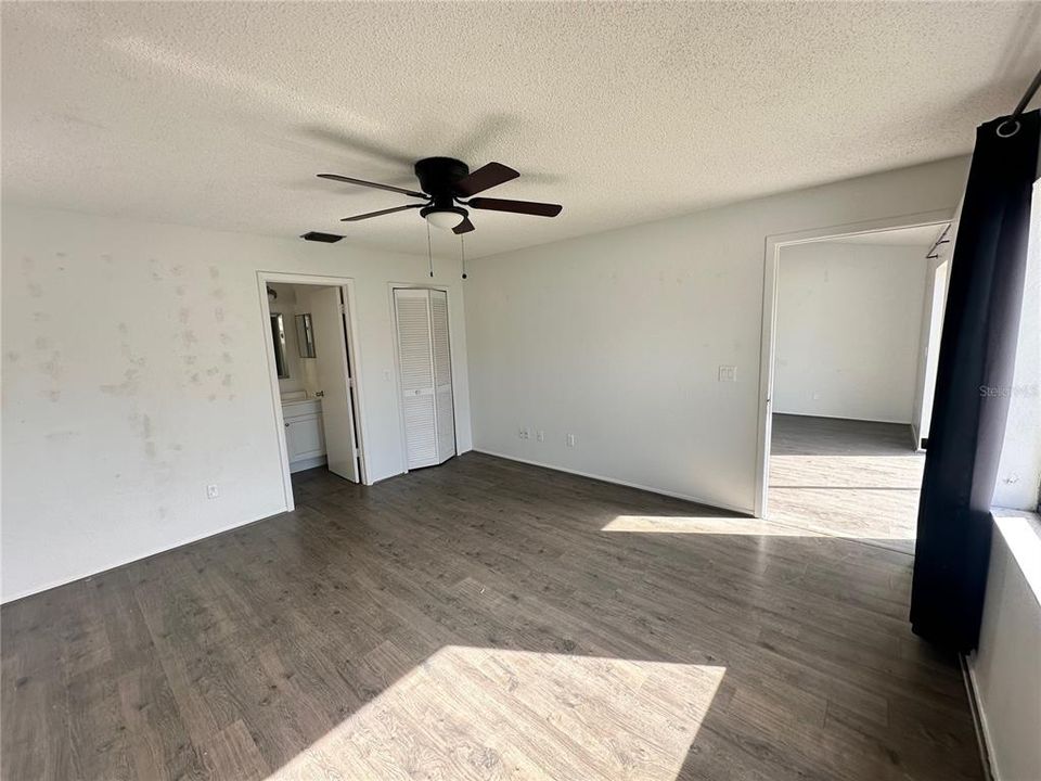 For Sale: $375,000 (3 beds, 2 baths, 1231 Square Feet)