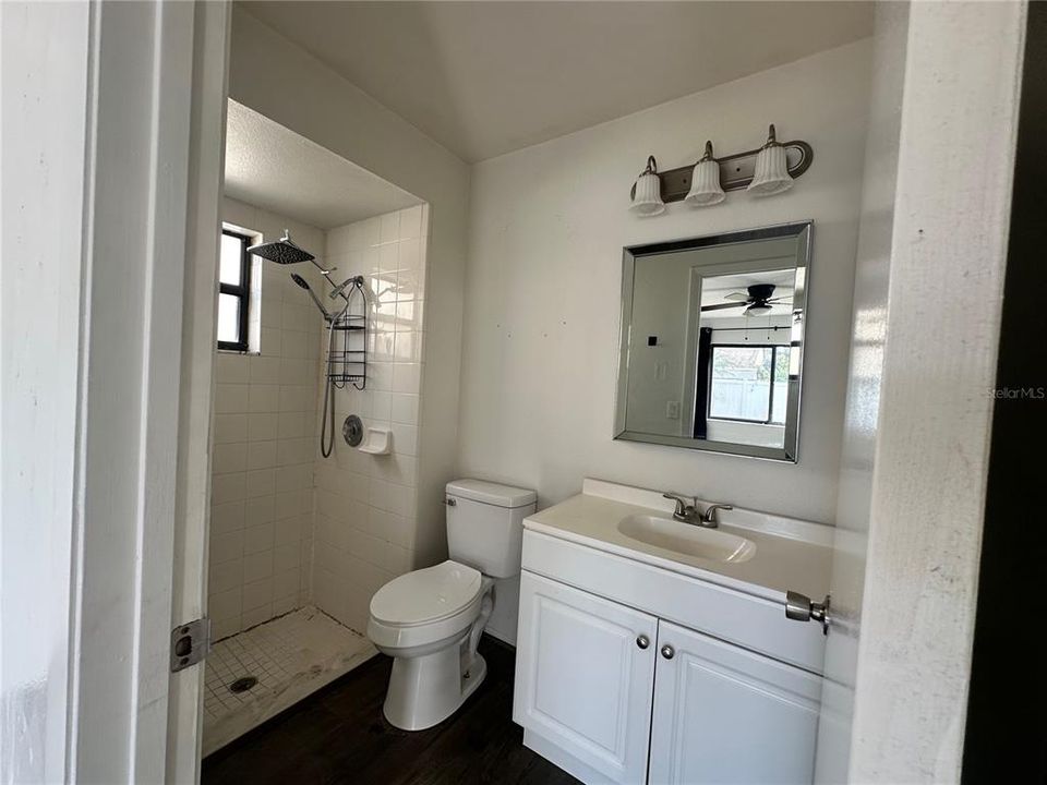 For Sale: $375,000 (3 beds, 2 baths, 1231 Square Feet)