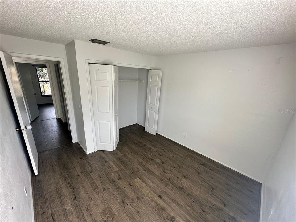 For Sale: $375,000 (3 beds, 2 baths, 1231 Square Feet)