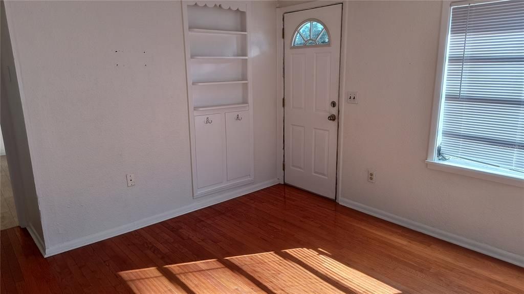 En Renta: $2,200 (2 camas, 1 baños, 840 Pies cuadrados)