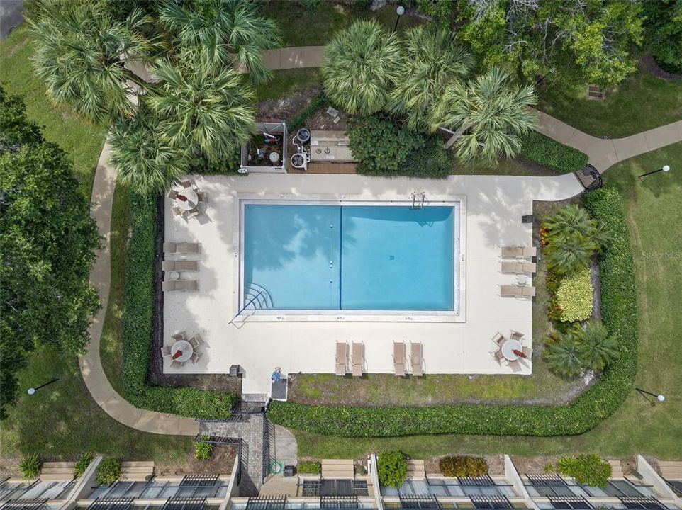 For Sale: $229,000 (2 beds, 2 baths, 970 Square Feet)