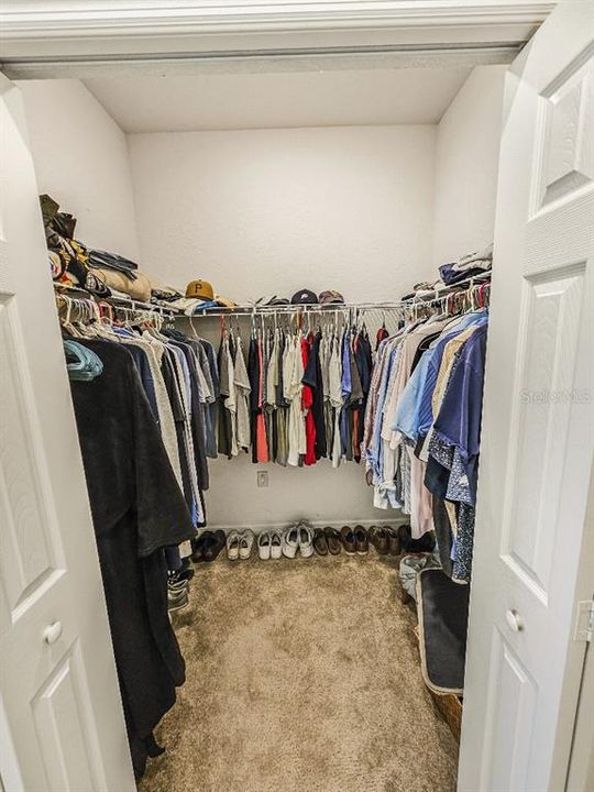 For Sale: $229,000 (2 beds, 2 baths, 1329 Square Feet)