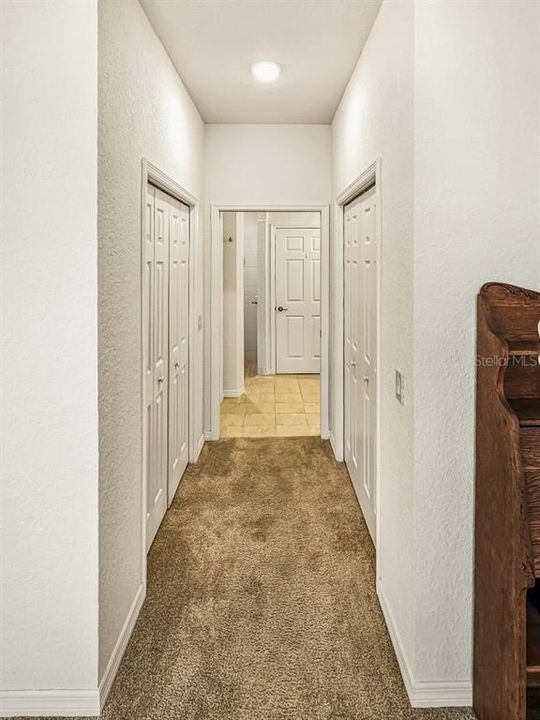 For Sale: $229,000 (2 beds, 2 baths, 1329 Square Feet)