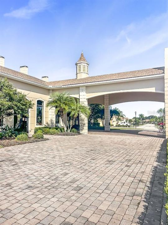 For Sale: $229,000 (2 beds, 2 baths, 1329 Square Feet)