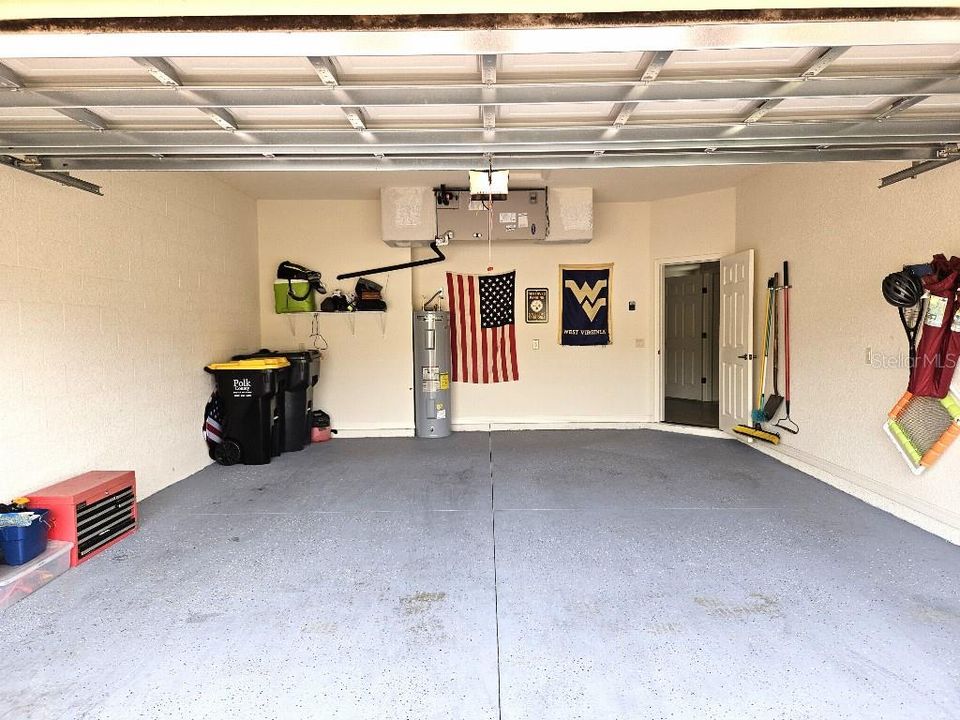 For Sale: $229,000 (2 beds, 2 baths, 1329 Square Feet)