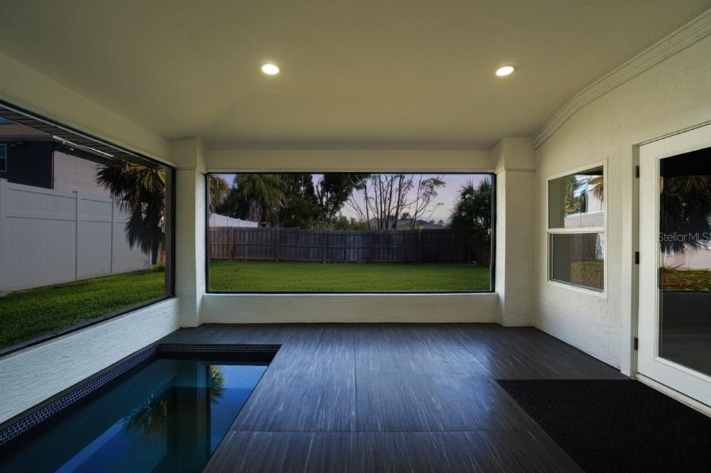 En Venta: $375,000 (3 camas, 2 baños, 1699 Pies cuadrados)