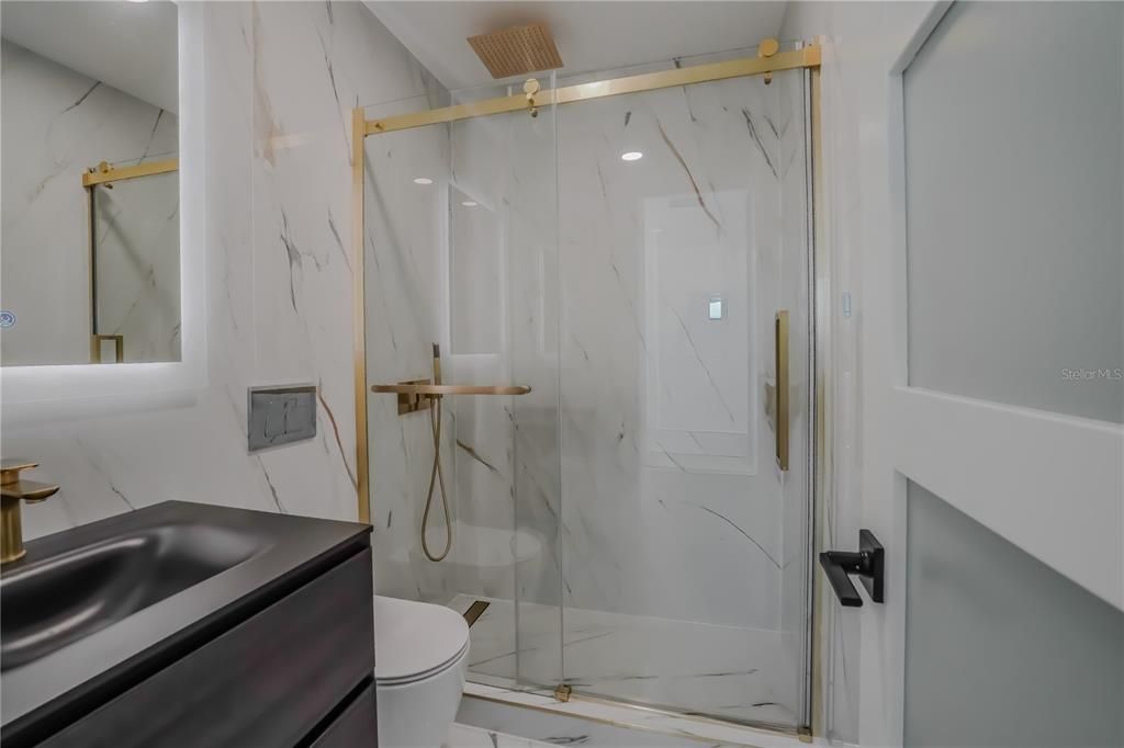 En Venta: $375,000 (3 camas, 2 baños, 1699 Pies cuadrados)