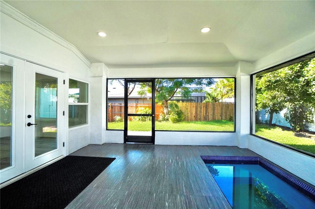 En Venta: $375,000 (3 camas, 2 baños, 1699 Pies cuadrados)