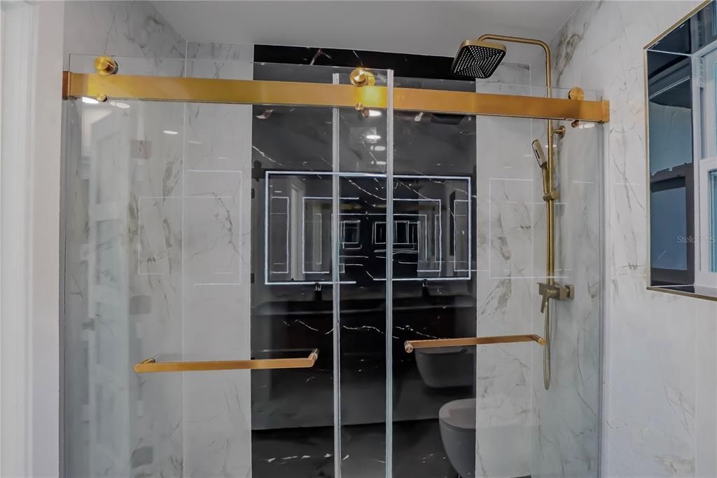 En Venta: $375,000 (3 camas, 2 baños, 1699 Pies cuadrados)