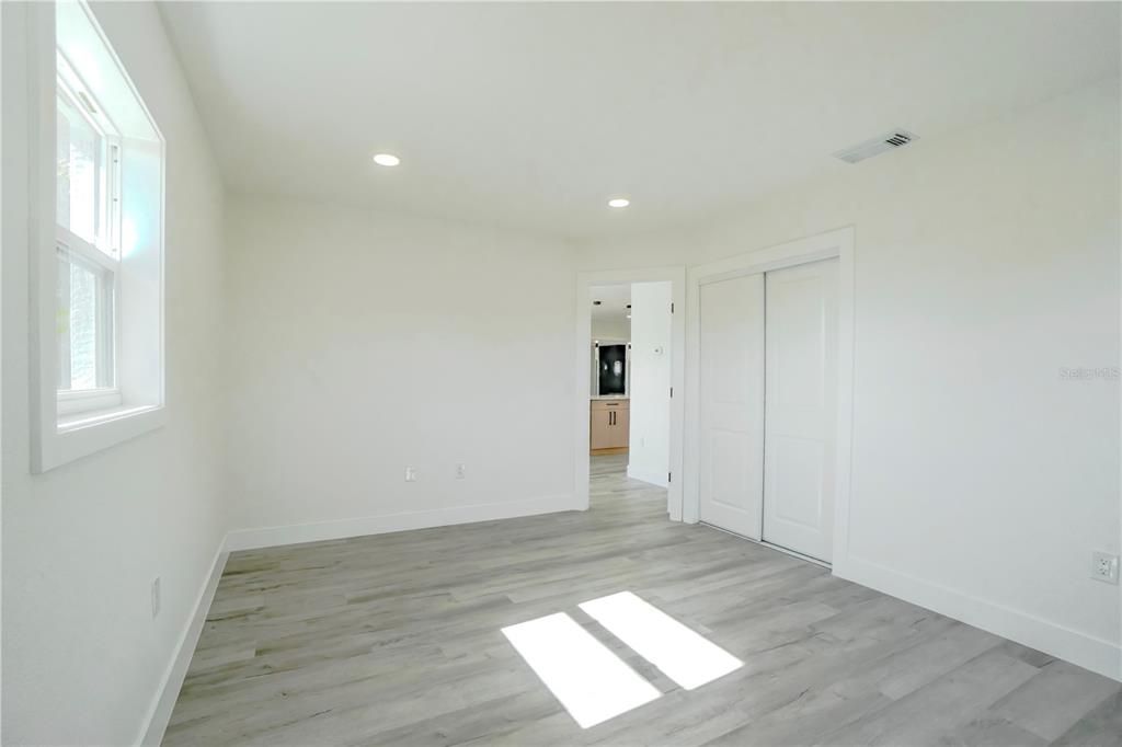 En Venta: $375,000 (3 camas, 2 baños, 1699 Pies cuadrados)